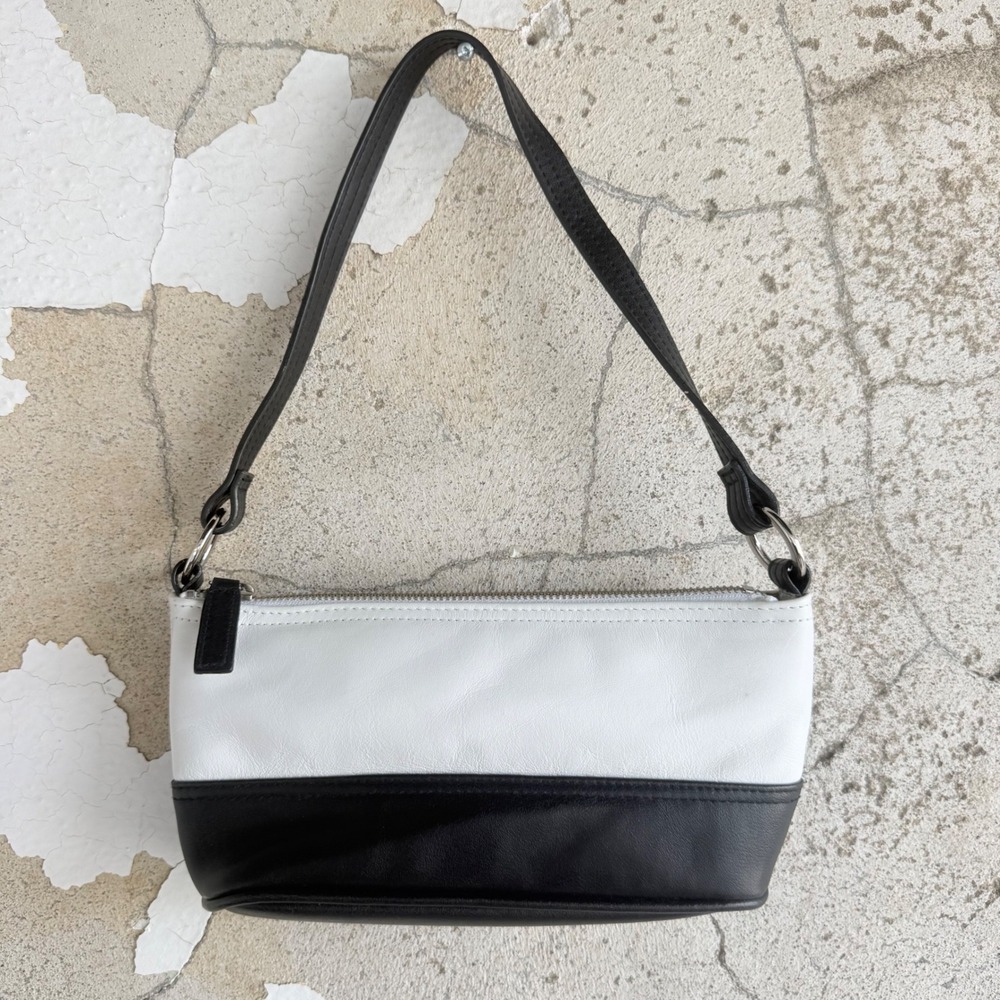 Vintage 90s Shoulder Bag Baguette Purse Black White Colorblock Indeed Minimalist